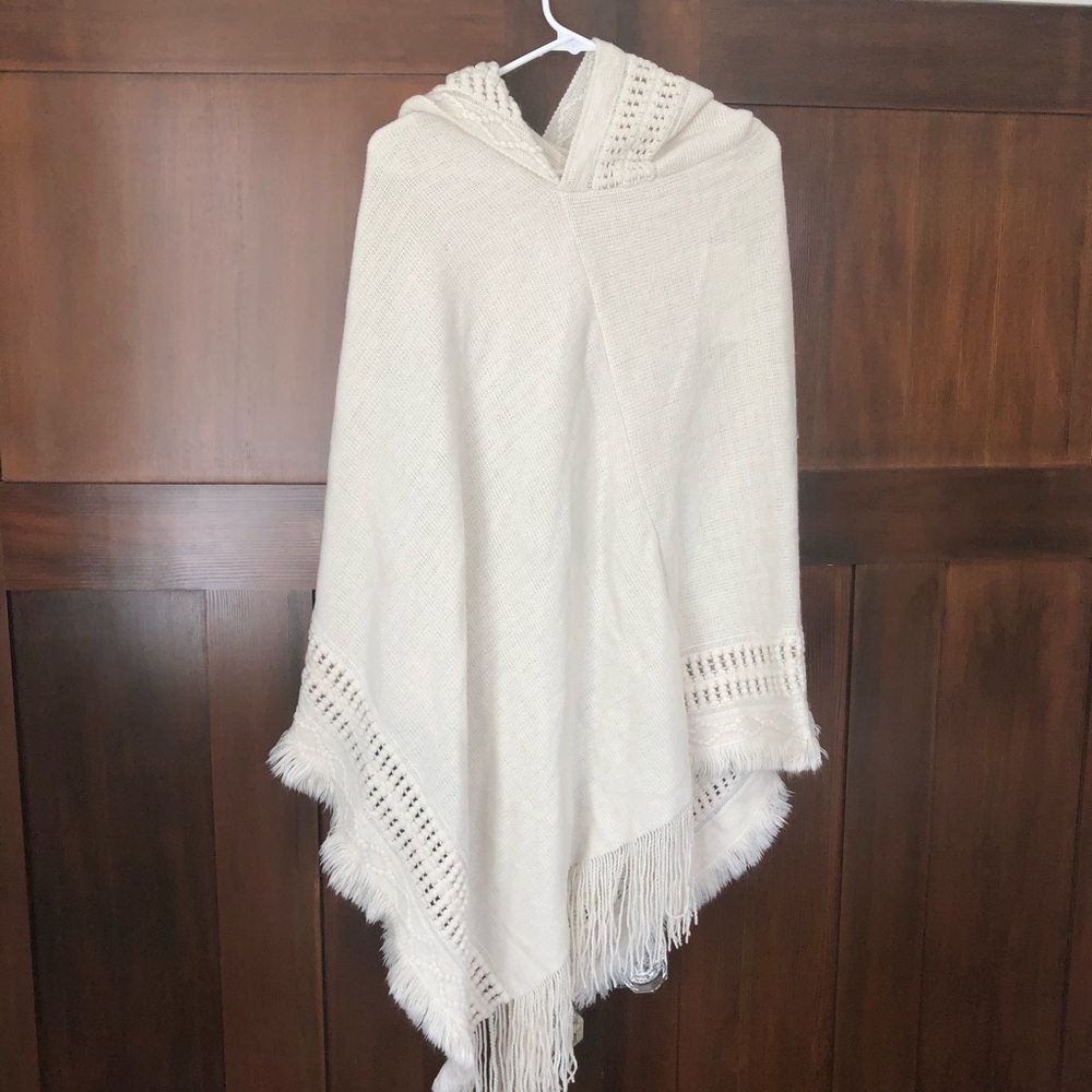 South Mountain Knit Poncho - Stevie Hender